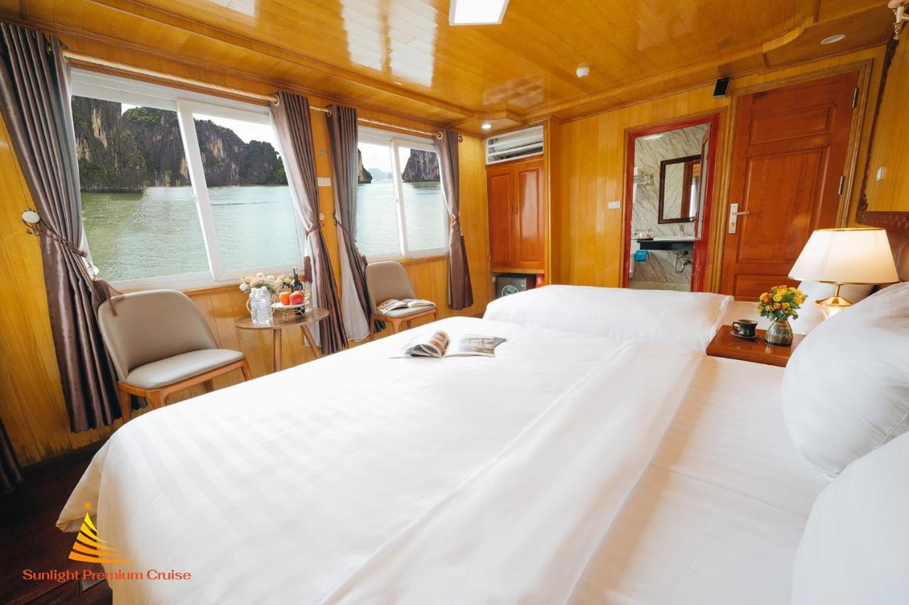 Hotel Sunlight Cruise Ha Long Esterno foto