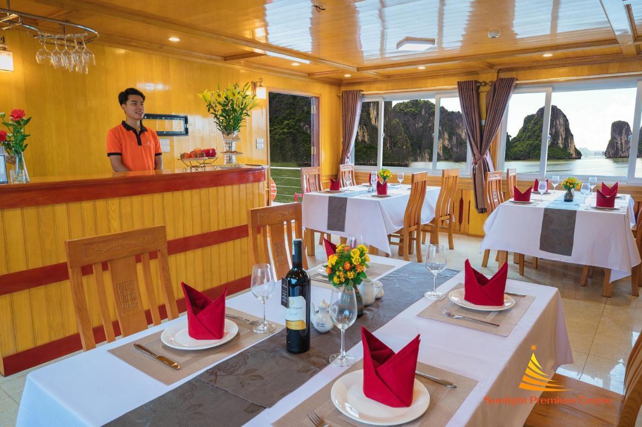 Hotel Sunlight Cruise Ha Long Esterno foto