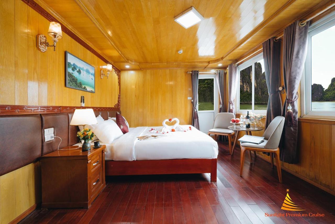 Hotel Sunlight Cruise Ha Long Esterno foto