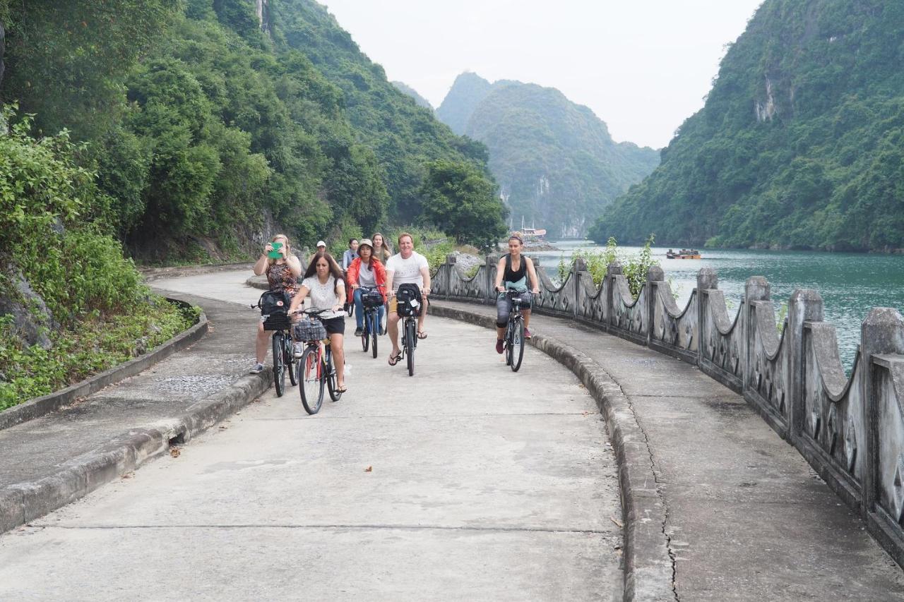 Hotel Sunlight Cruise Ha Long Esterno foto